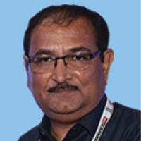Dr Muktesh Chandra